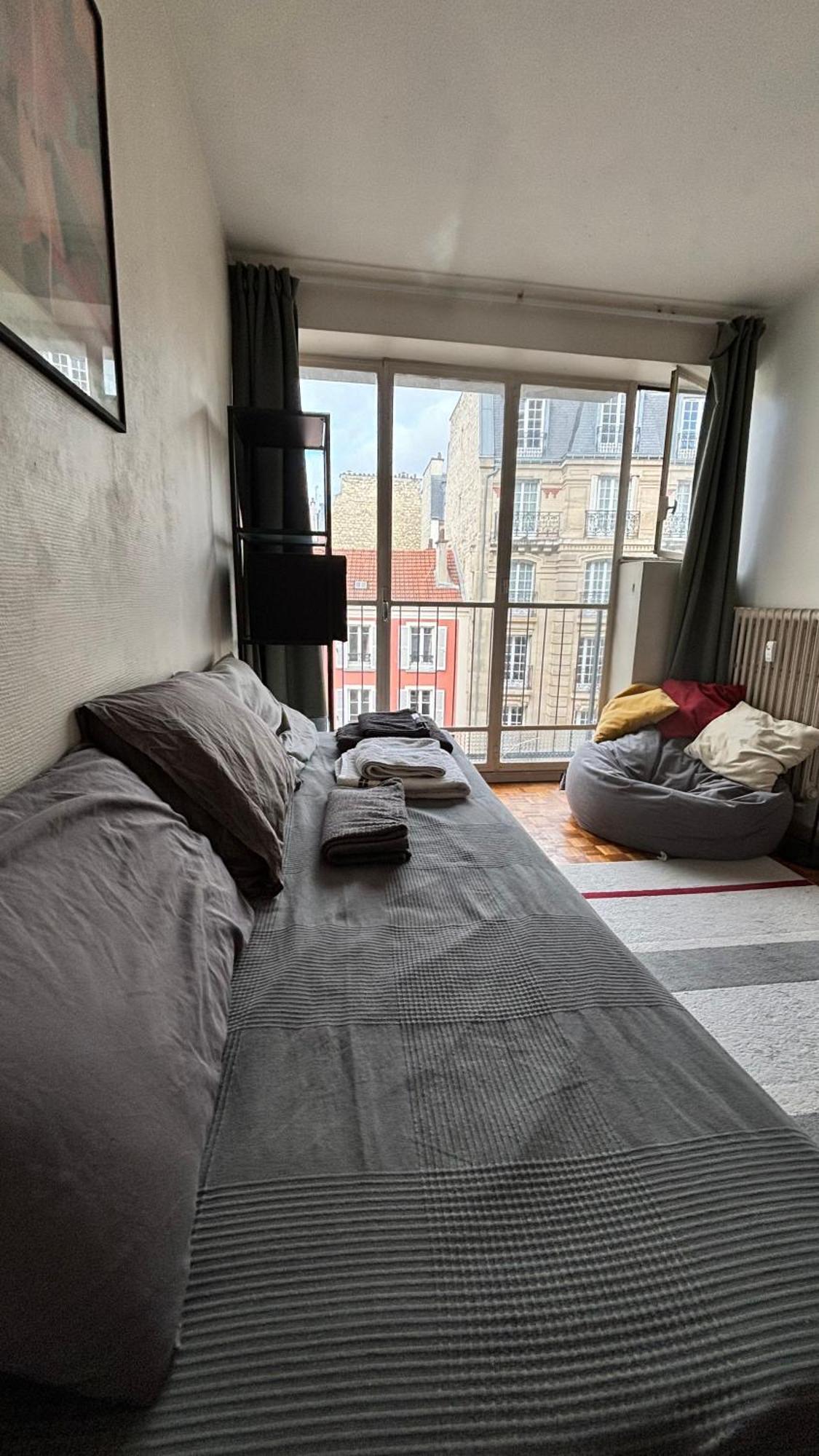 Appartement Cozy Parisian Getaway *